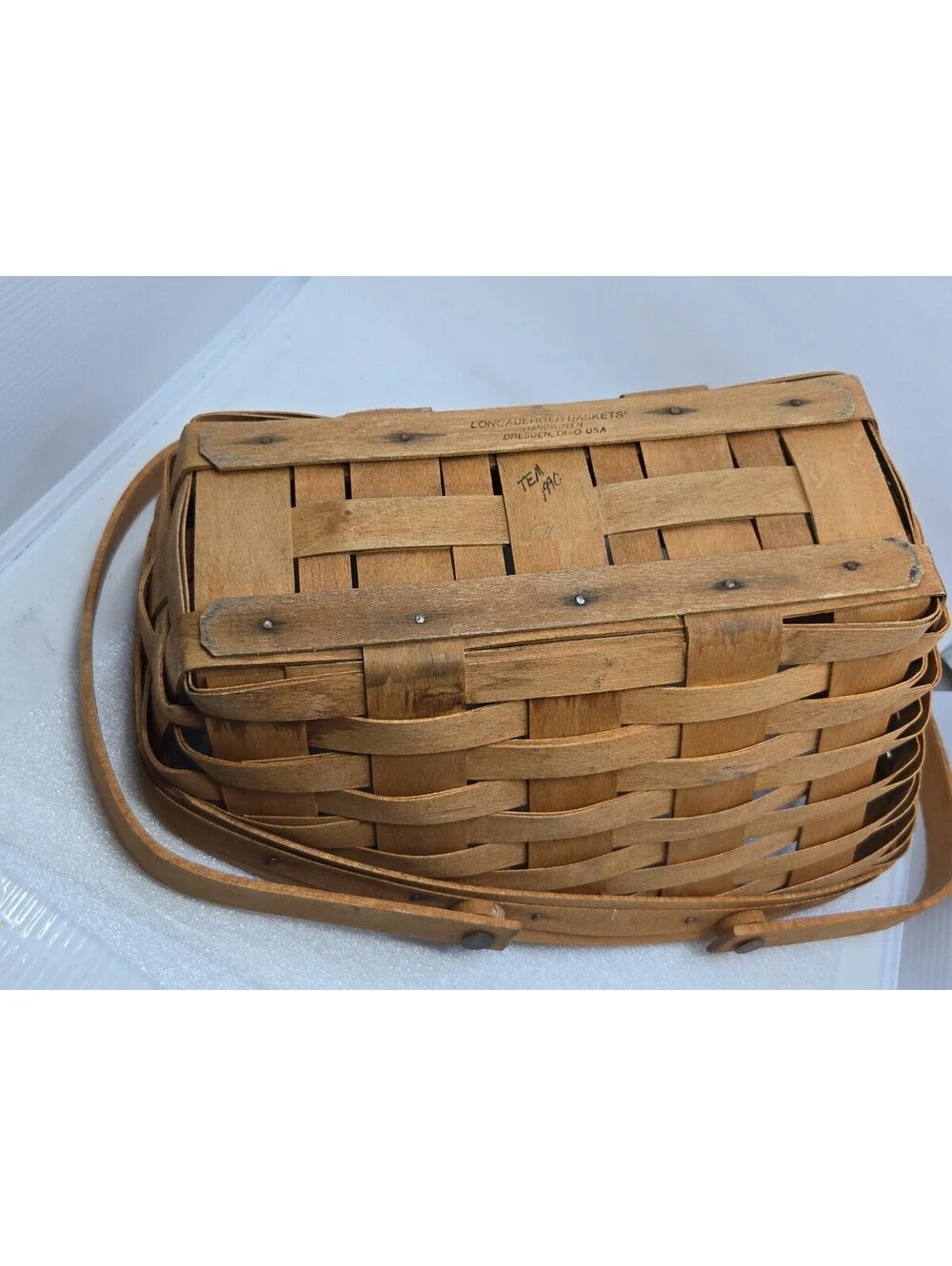 1990 LONGABERGER Medium Vegetable Basket w/Handles & Blue Fabric Liner No Insert